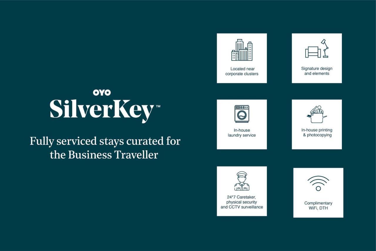 Hotel Oyo Silverkey 74581 Nallagandla Hyderabad Esterno foto