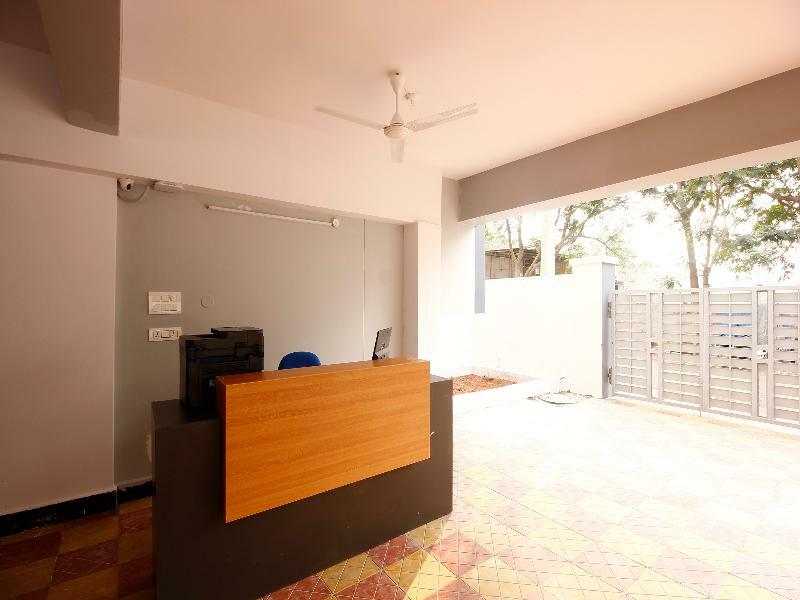 Hotel Oyo Silverkey 74581 Nallagandla Hyderabad Esterno foto
